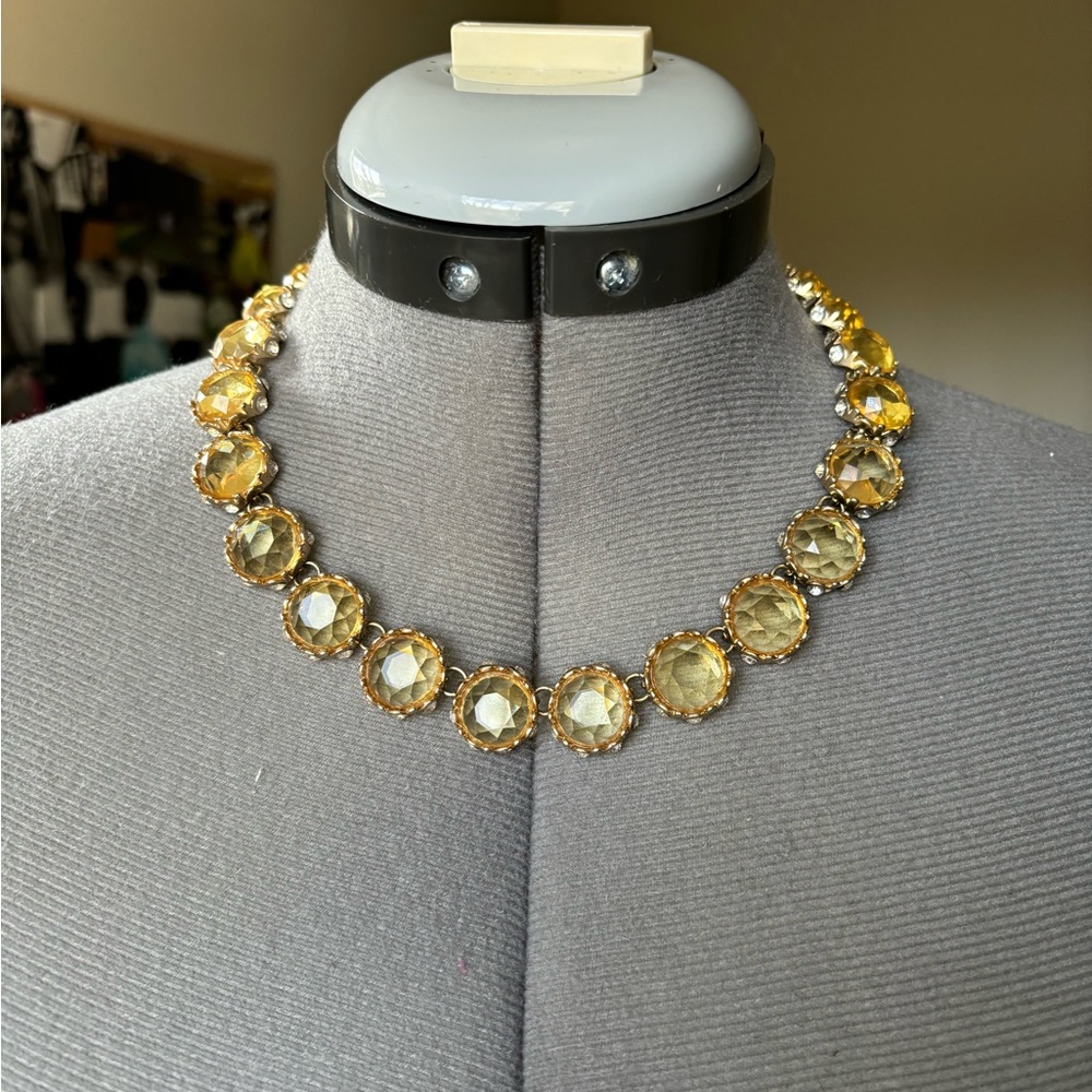 Statement piece